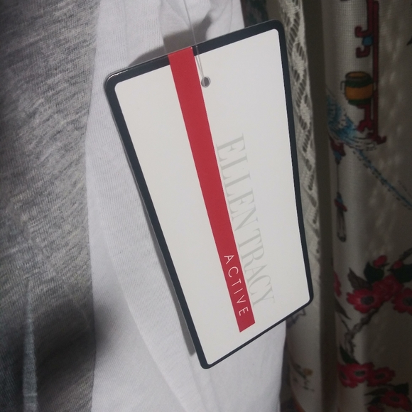 Ellen Tracy Active XL Grey & White Top - Picture 4 of 4